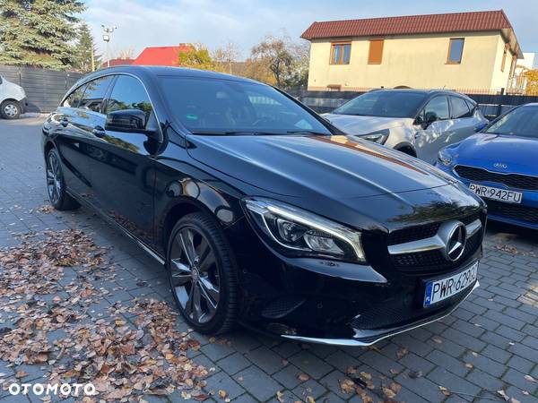 Mercedes-Benz CLA Shooting Brake 180 7G-DCT UrbanStyle Edition - 5