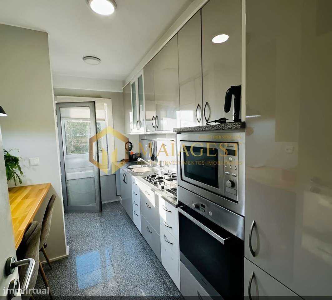 Apartamento T1 com Varanda e Lugar de Garagem na Foz do Douro - Grande imagem: 5/16