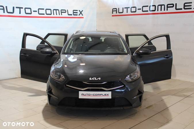 Kia Ceed 1.5 T-GDI M - 11