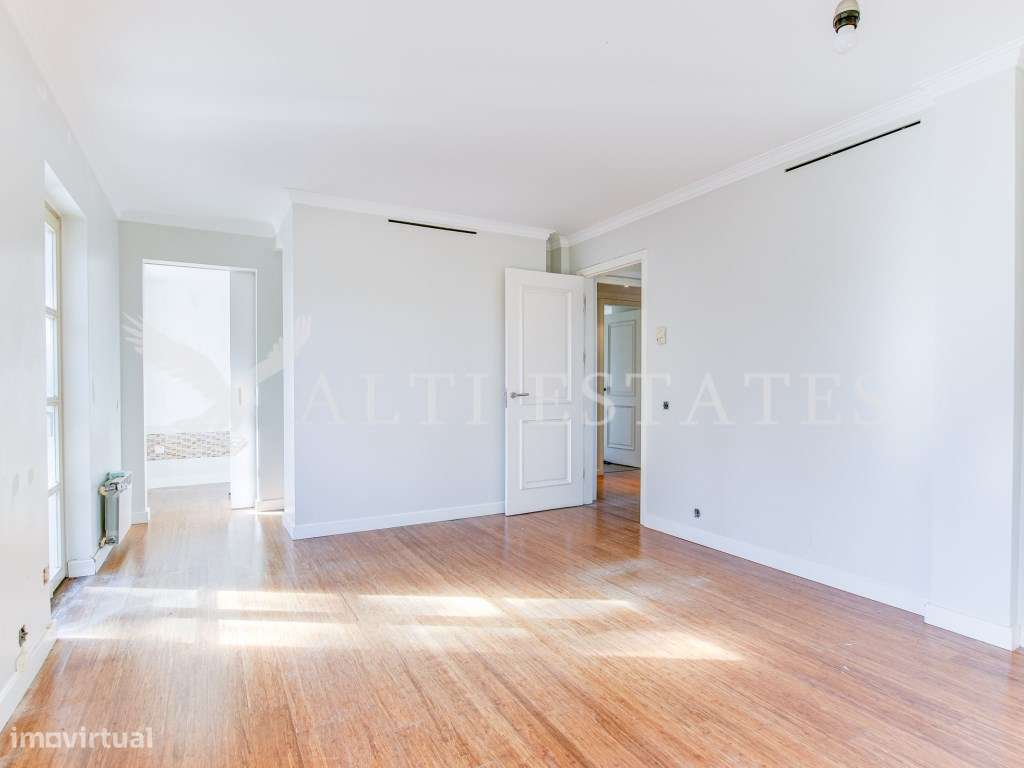 Moradia Única T4 + 1 Quinta da Marinha-19