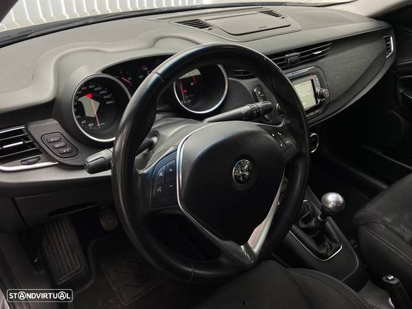 Alfa Romeo Giulietta 1.6 JTDm - 7