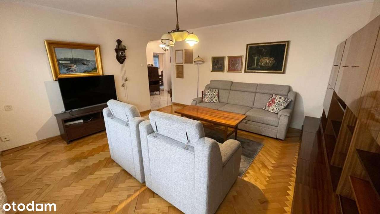 Sprzedam 4 pokojowe mieszkanie, 1 piętro, taras, garaż -os. Zatorze-2