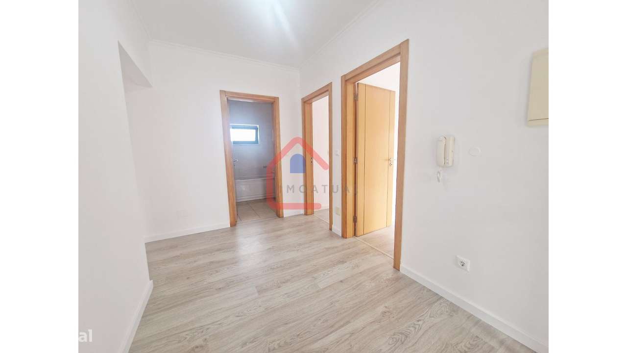 Moradia Isolada em Almada-17