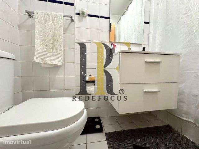 Apartamento T2+1 Renovado em Gulpilhares-18