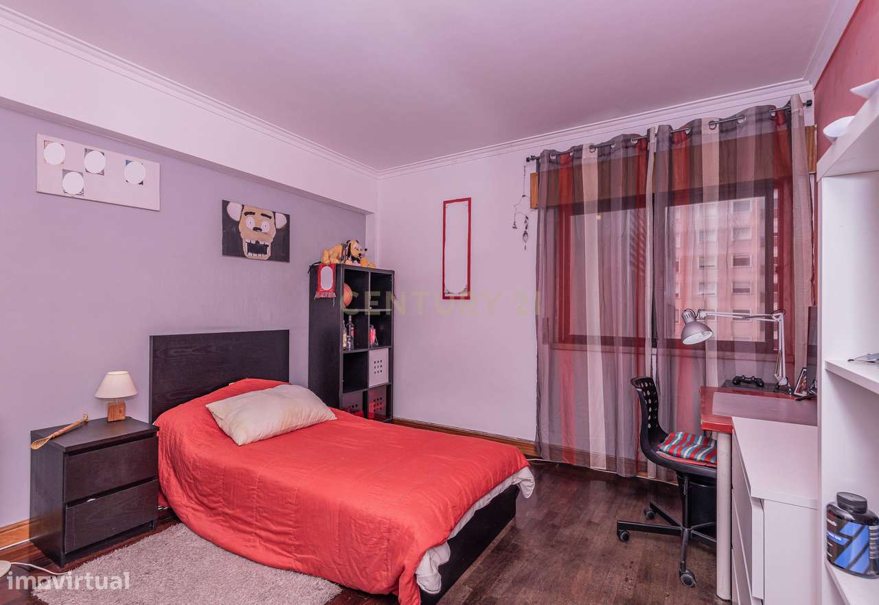 Apartamento T3 em S. Marcos/Cacém com Arrecadação-24