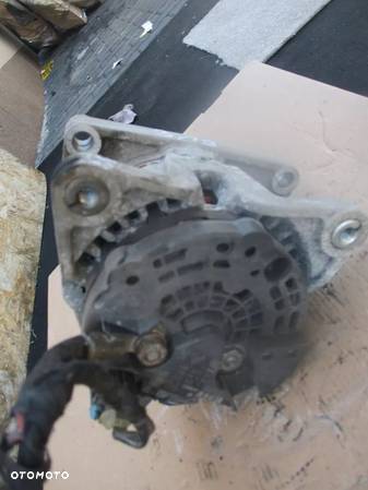 ALTERNATOR OPEL ASTRA H VECTRA C 1.6 0124325163 - 3