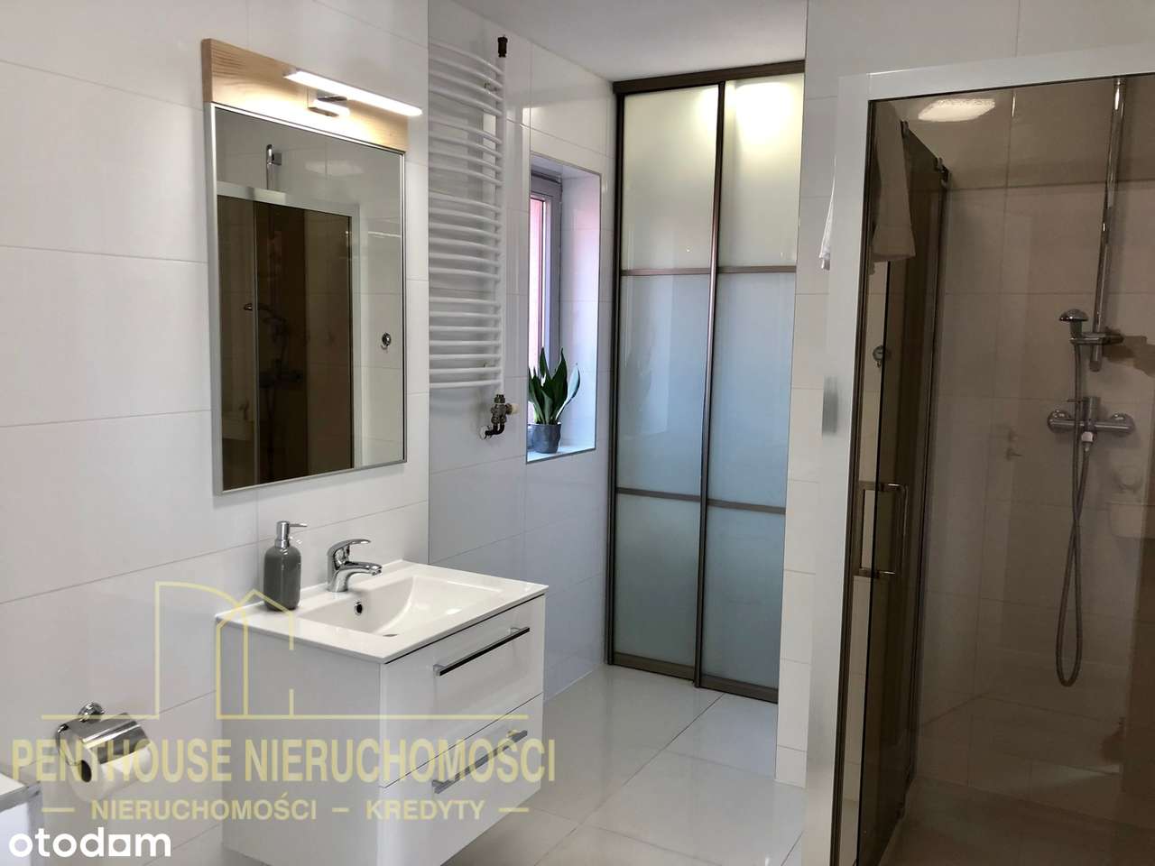 Widokowy Penthouse z tarasem na dachu w centrum-9