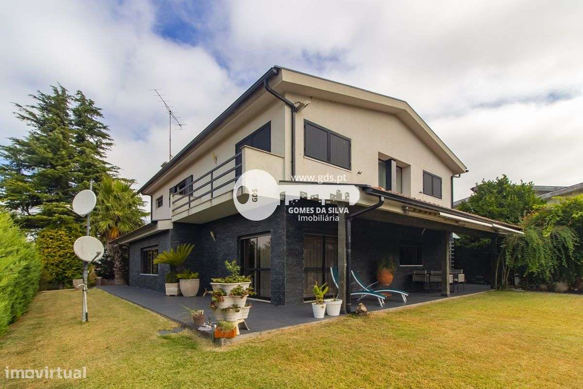 Moradia individual em Nogueiró c/2.500m2-47