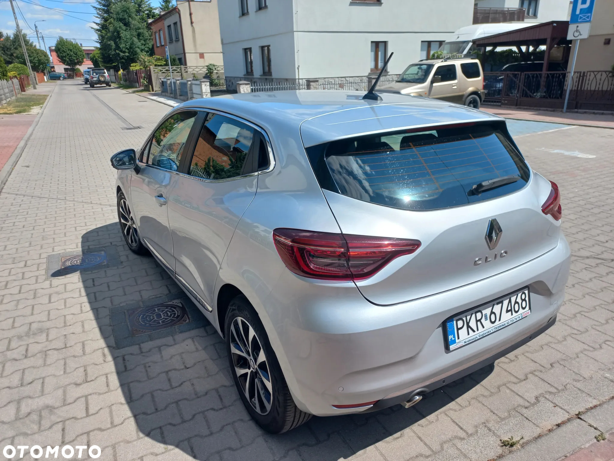 Renault Clio TCe 100 INTENS - 17