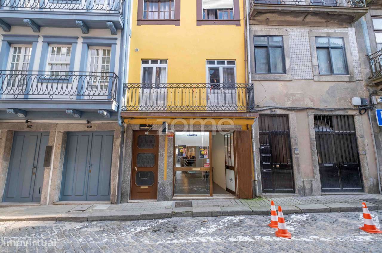Restaurante/ Pizzeria para trespasse na zona histórica do Porto. - Grande imagem: 4/27