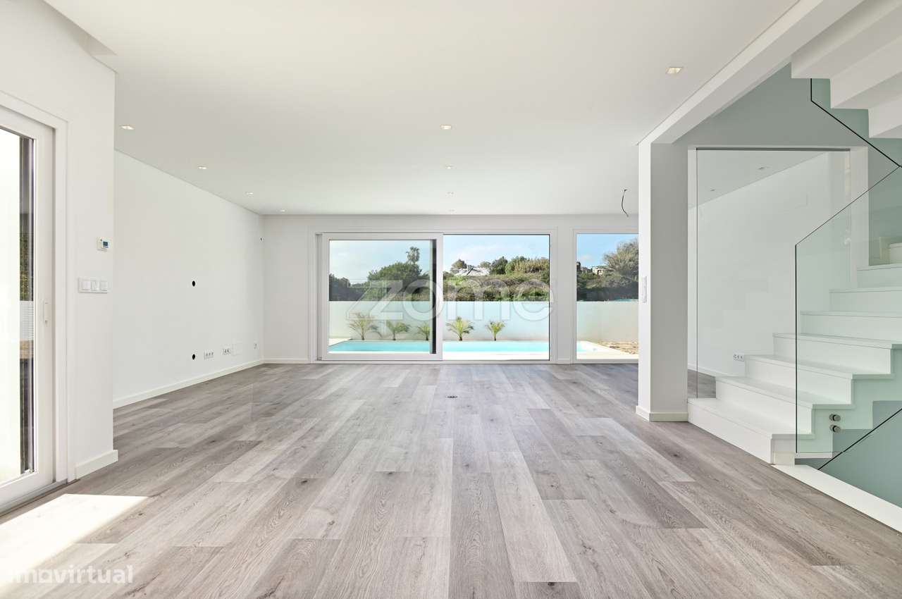 Moradia T4 de Luxo com Piscina – Costa da Caparica - Grande imagem: 2/31
