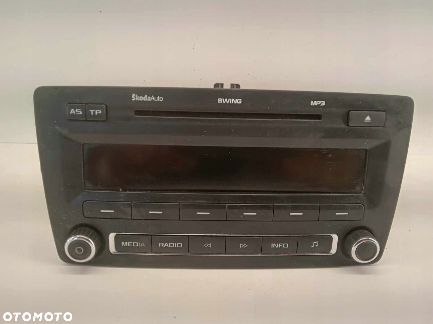 RADIO CD SKODA OCTAVIA II 2 1Z0035161F - 1