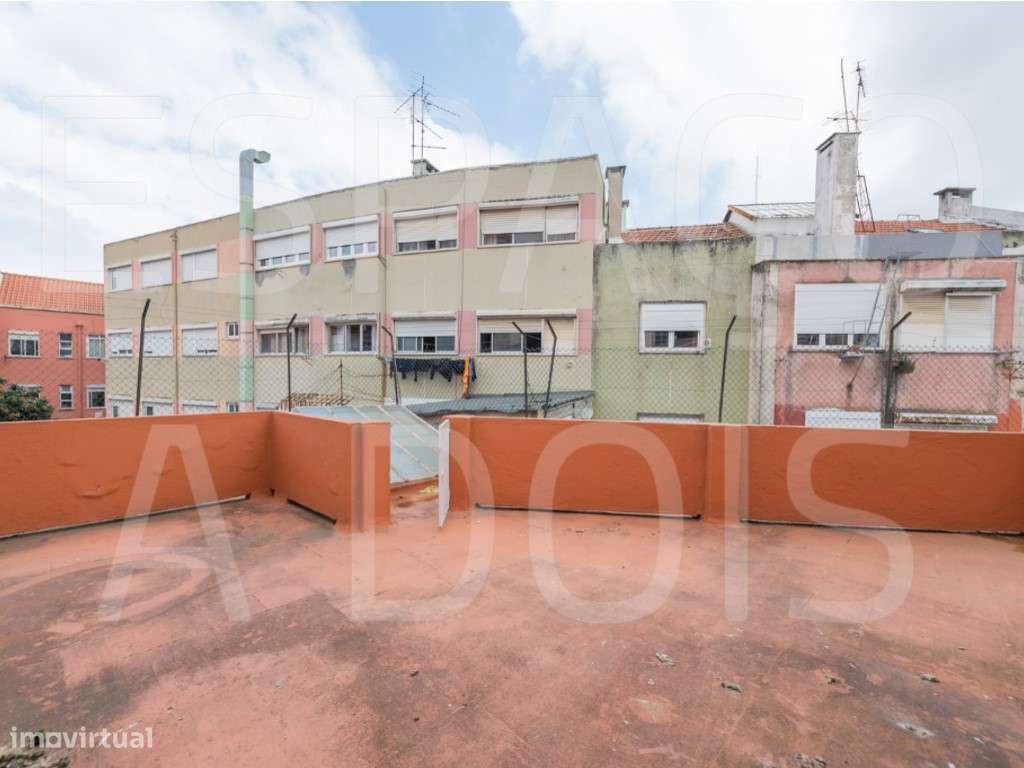 Armazém Amplo; com 2 Pisos! Boa Localização, próximo do Centro da A...-49