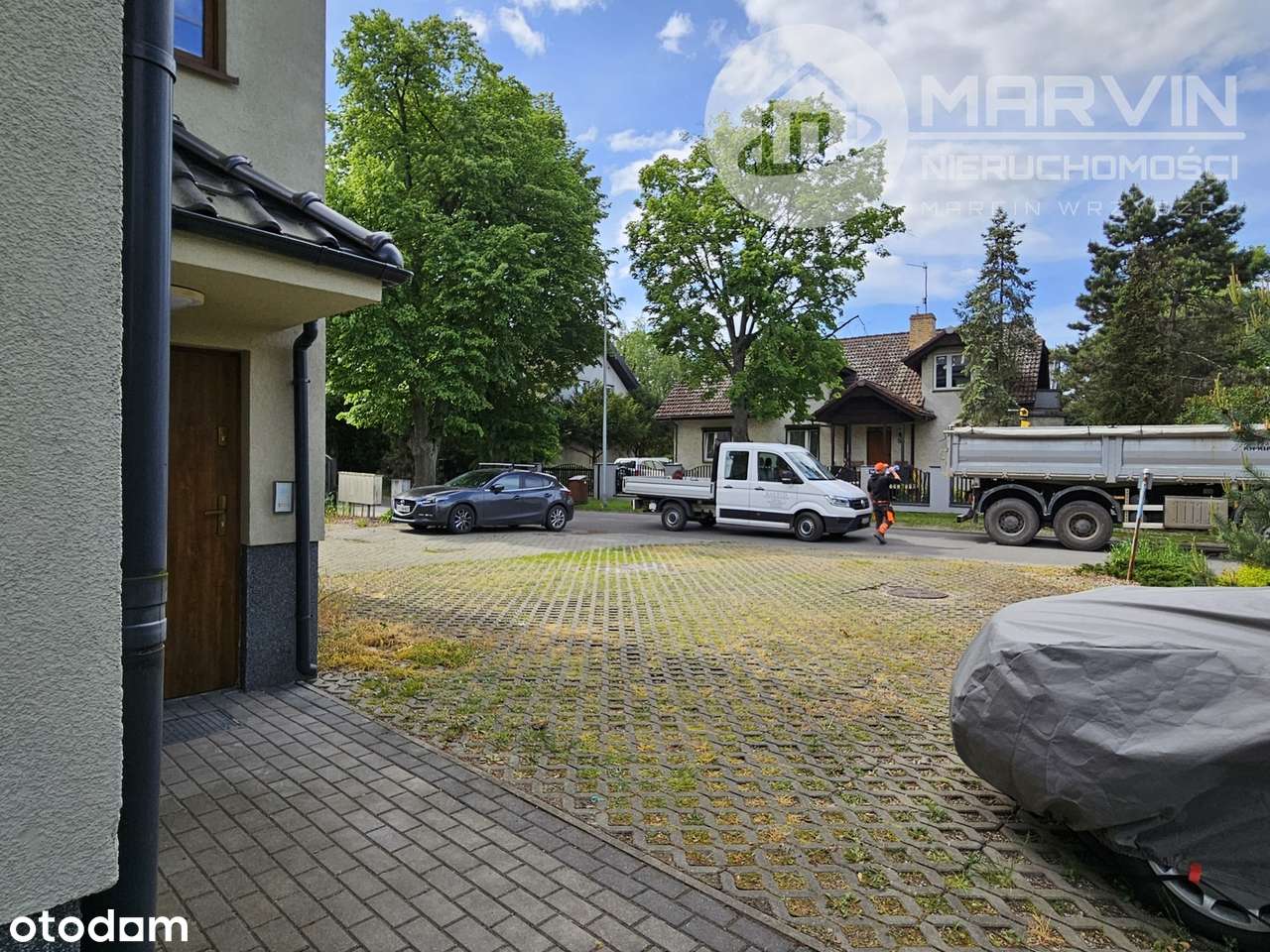 2 Pok. (46m2) + 26m2 (do przerobienia na kawalerkę) - ul. Nałęczowska-18