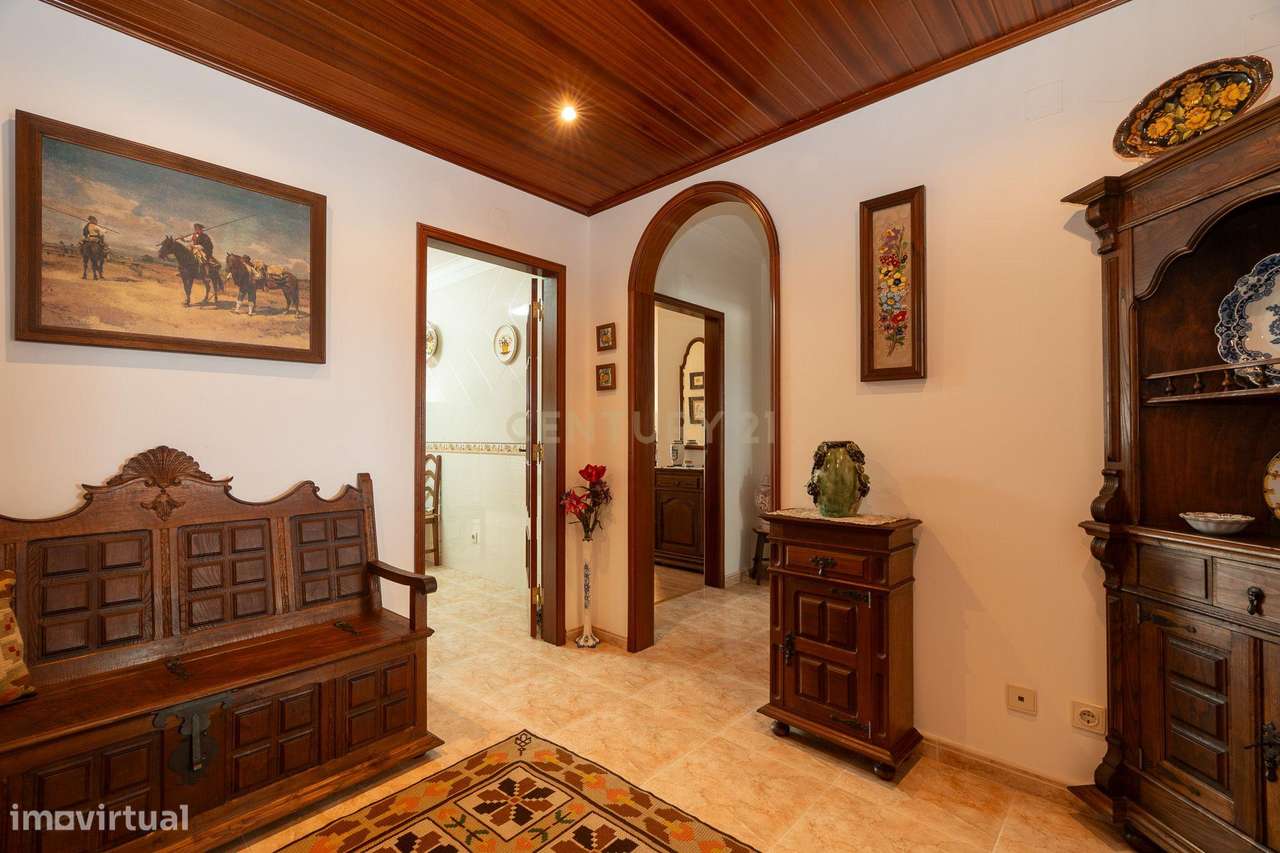 ** Excelente Apartamento T2 - Vista Rio - Centro do Montijo **-3