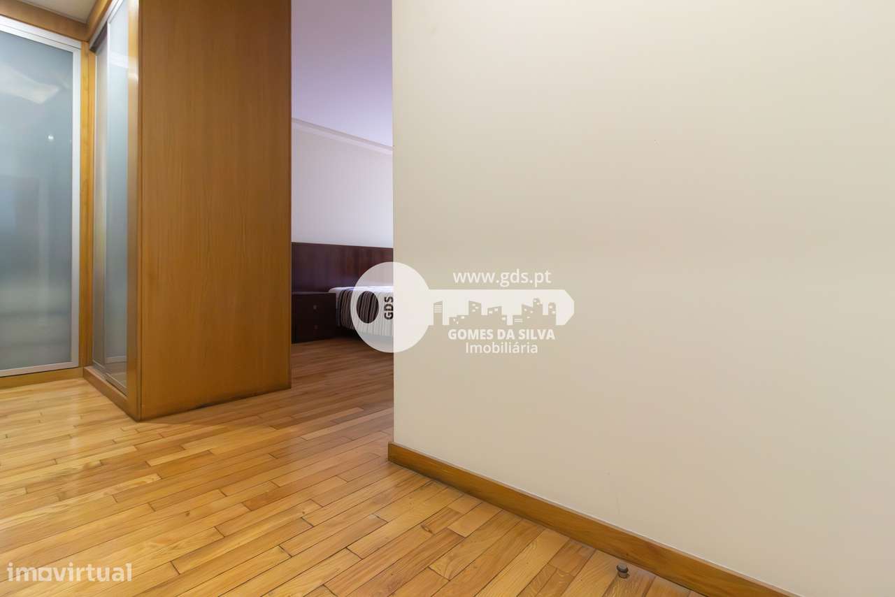 Apartamento T3 com excelentes áreas – Celeirós, Braga-20