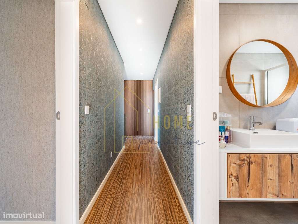 Moradia T4 na Urbanização Jardins de Santiago- Setúbal-31