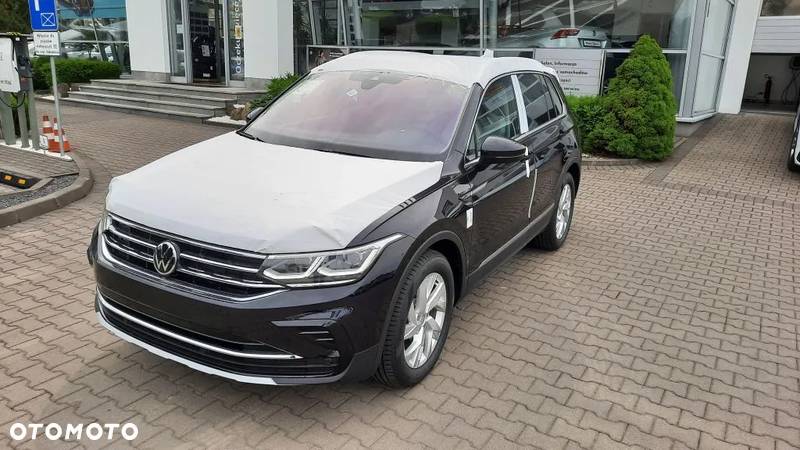 Volkswagen Tiguan 1.5 TSI EVO Elegance DSG - 2