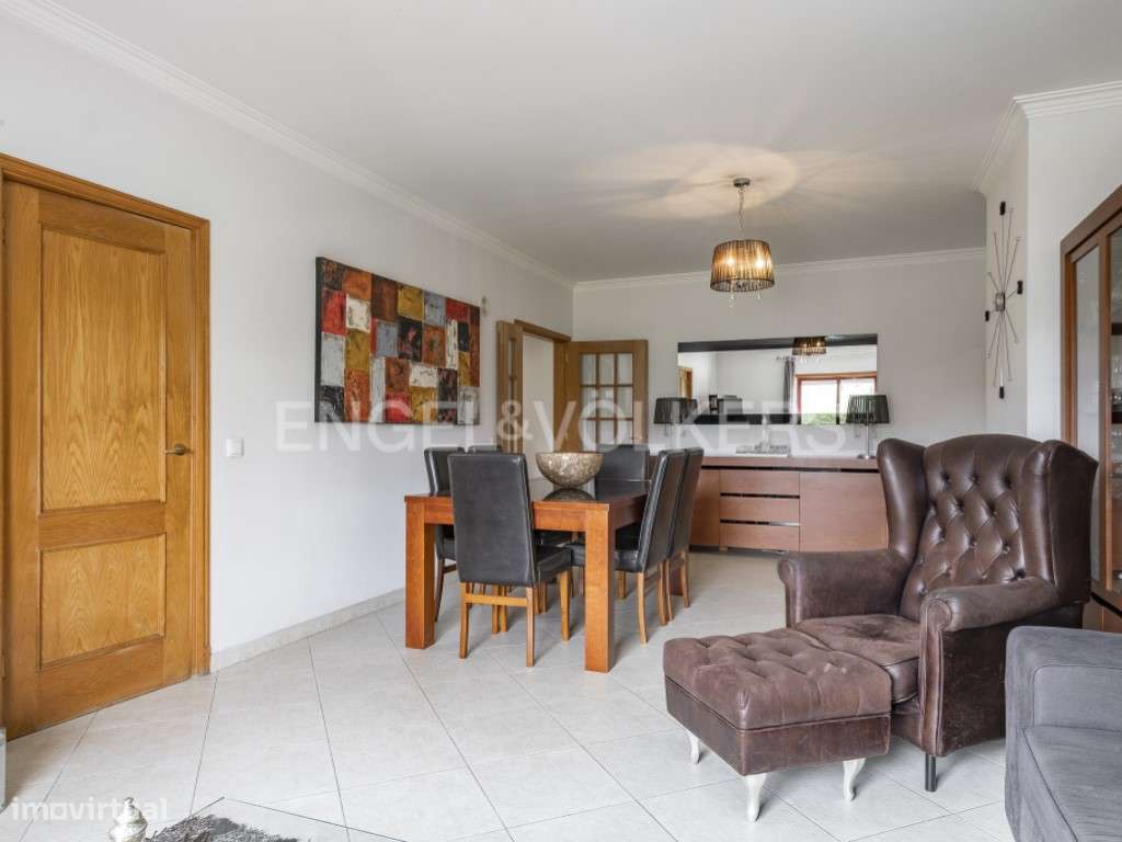 T4 em Almada - Grande imagem: 3/27