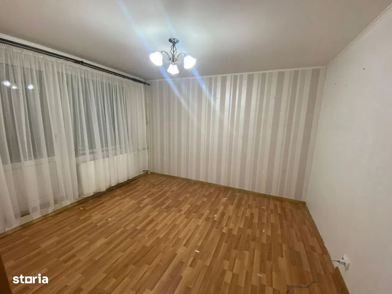 Apartament 4 camere  Izvorul Muresului  Metrou Brancoveanu