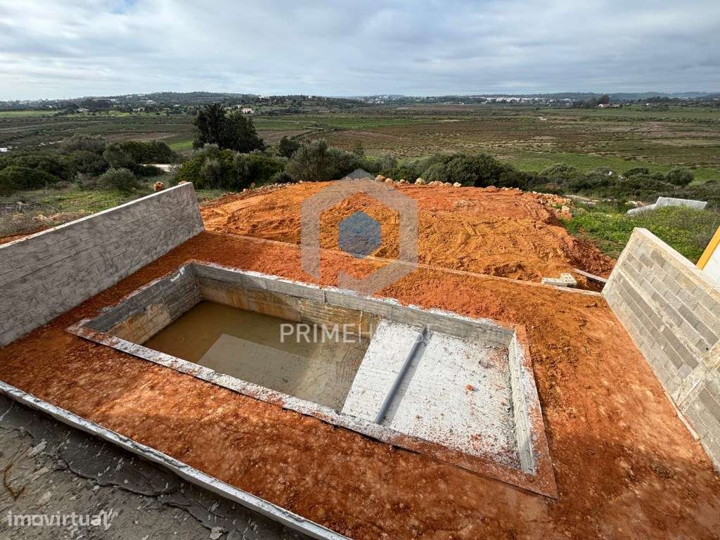 Luxuosa Moradia T4, Mexilhoeira Grande, Portimão - Grande imagem: 4/16