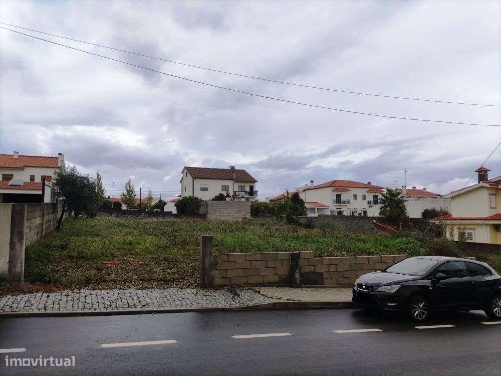 Terreno para Construção - Grande imagem: 2/4