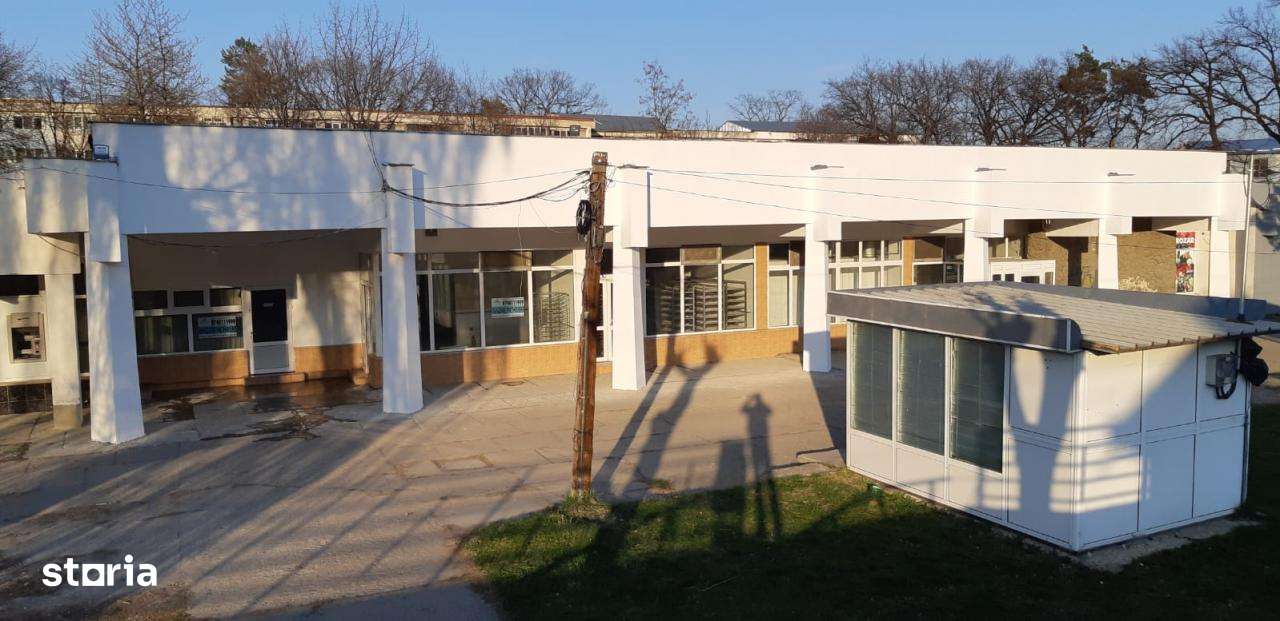 Vanzare spatiu comercial Moinesti, Lucacesti - 377 mp-1