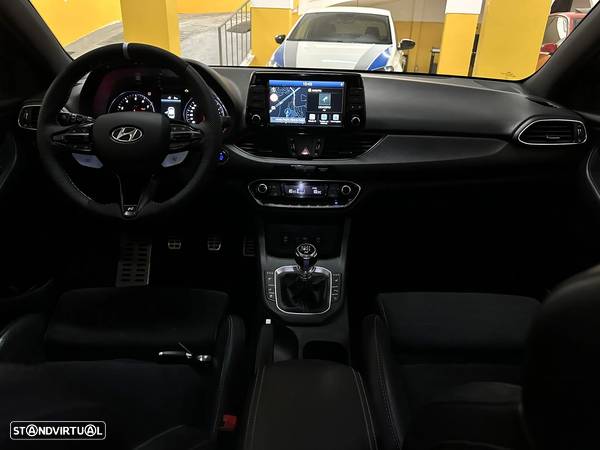 Hyundai i30 N 2.0 T-GDi Performance Pack - 16