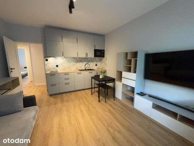 M-3 Mokotów z tarasem, garażem i komórką.-3