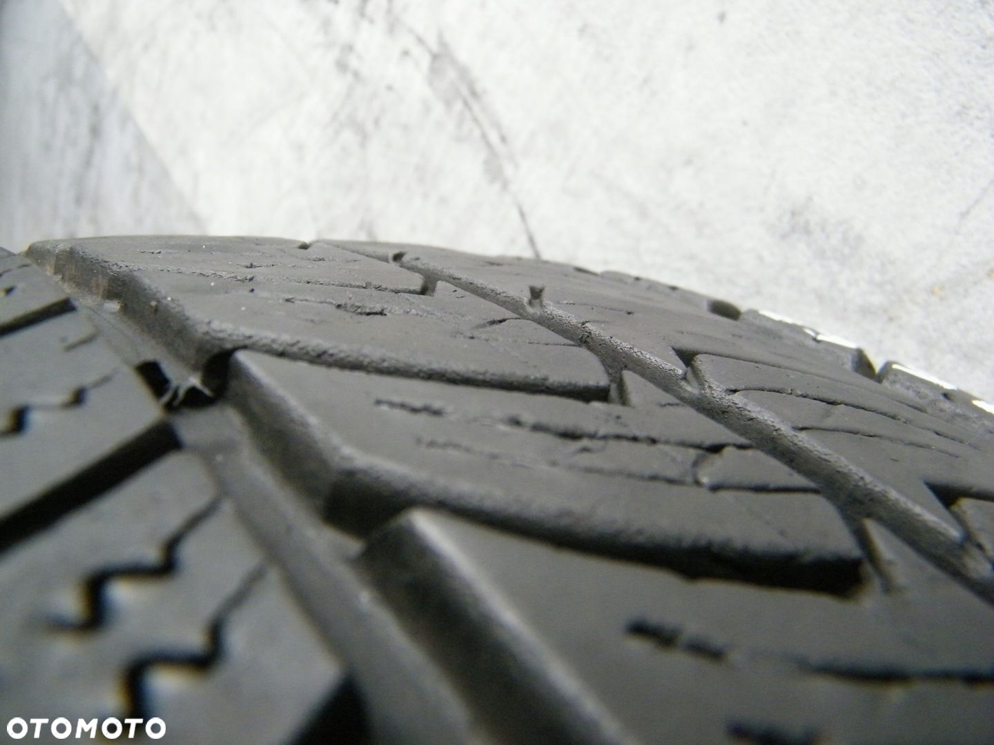 Y76 1xZIMA 195/65R16C 104/102T CONTINENTAL VANCOWINTER 2 - 2