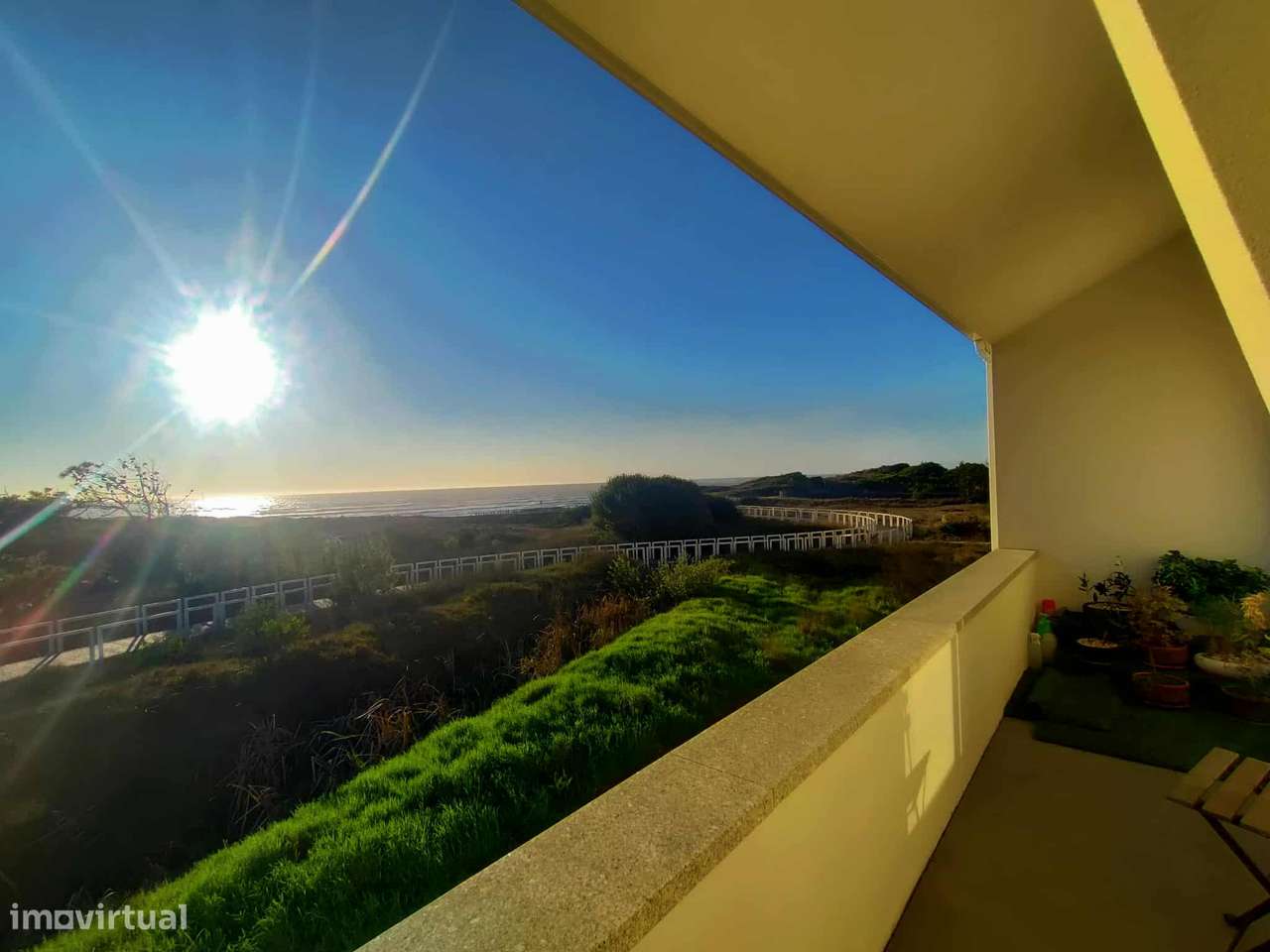 Moradia T3 em Primeira Linha de Mar em Cepães, Esposende-19