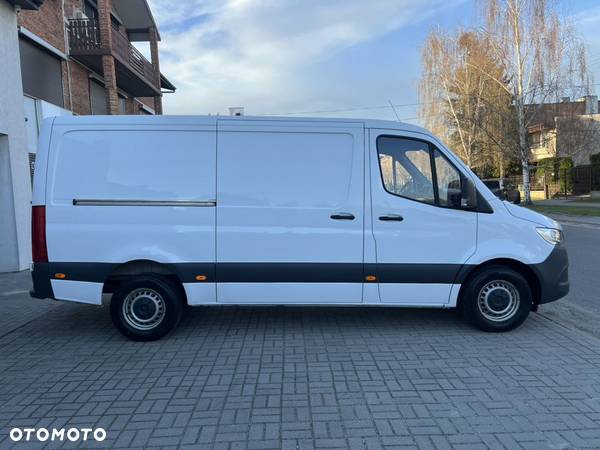 Mercedes-Benz SPRINTER - 6