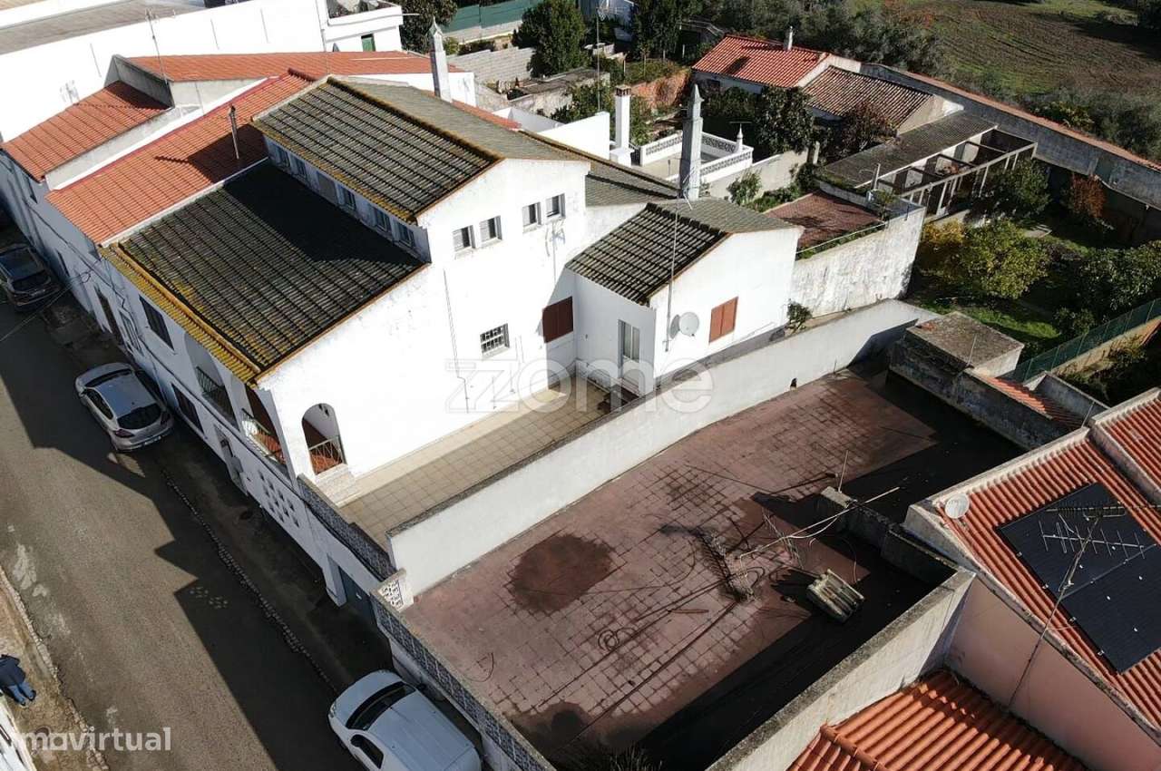 Moradia V6 em São Marcos da Serra c/ Garagem e Quintal - Grande imagem: 4/60