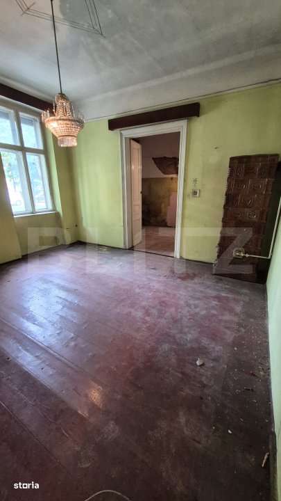 Casa cu 2 camere,70 mp,zona centrala - Imagine principală: 5/11