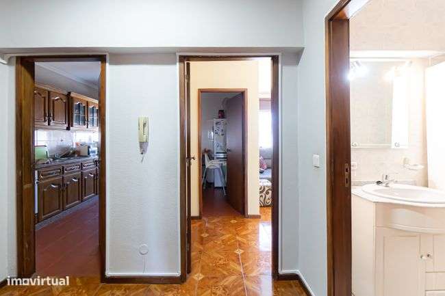 Apartamento T4 em Mafamude – Excelente Localização e Exposição Solar - Grande imagem: 5/14