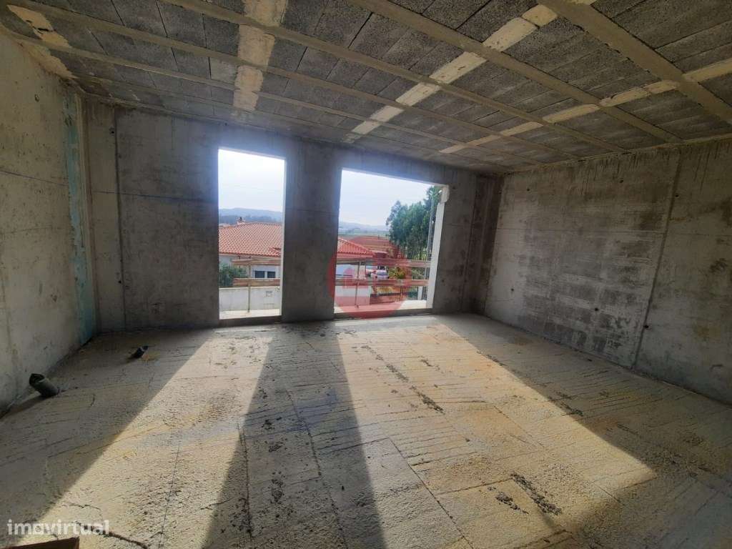 Moradia T3 , em fase de construção em Macieira de Rates - Grande imagem: 4/8