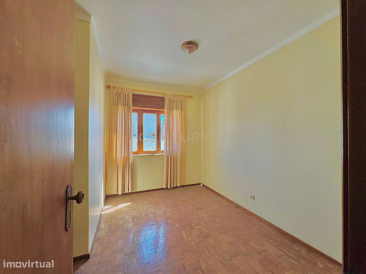 Prédio à Venda em Zona Privilegiada de Portimão – Excelente Oportunida - Grande imagem: 3/16