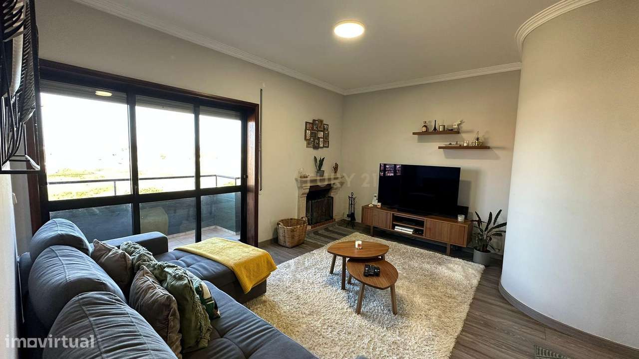 Apartamento T2 com garagem para 2 carros em Santa Joana - Grande imagem: 3/16