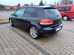 Volkswagen Golf VI 2.0 TDI Comfortline - 8