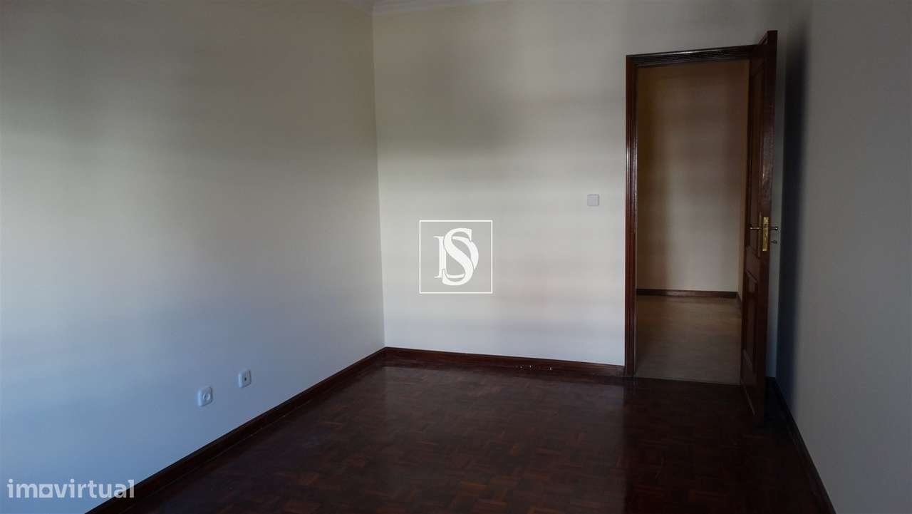 Apartamento T2 Venda-13