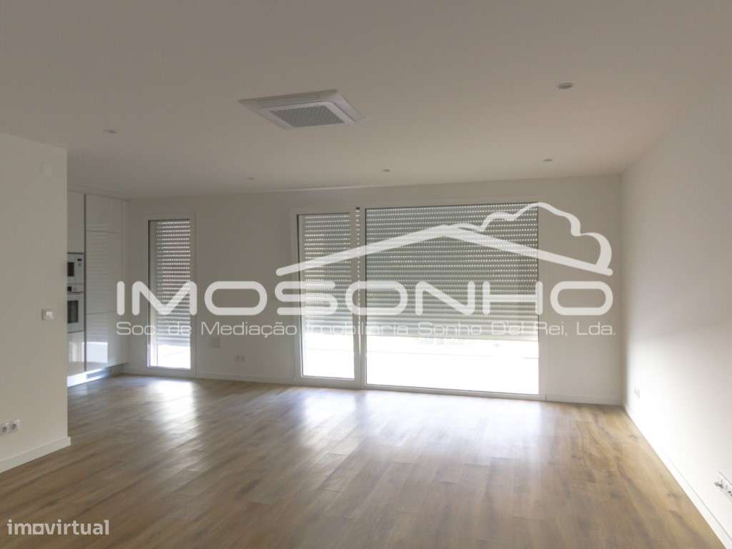 Apartamento T2, com terraço, na linda praia da Nazaré - Grande imagem: 4/20