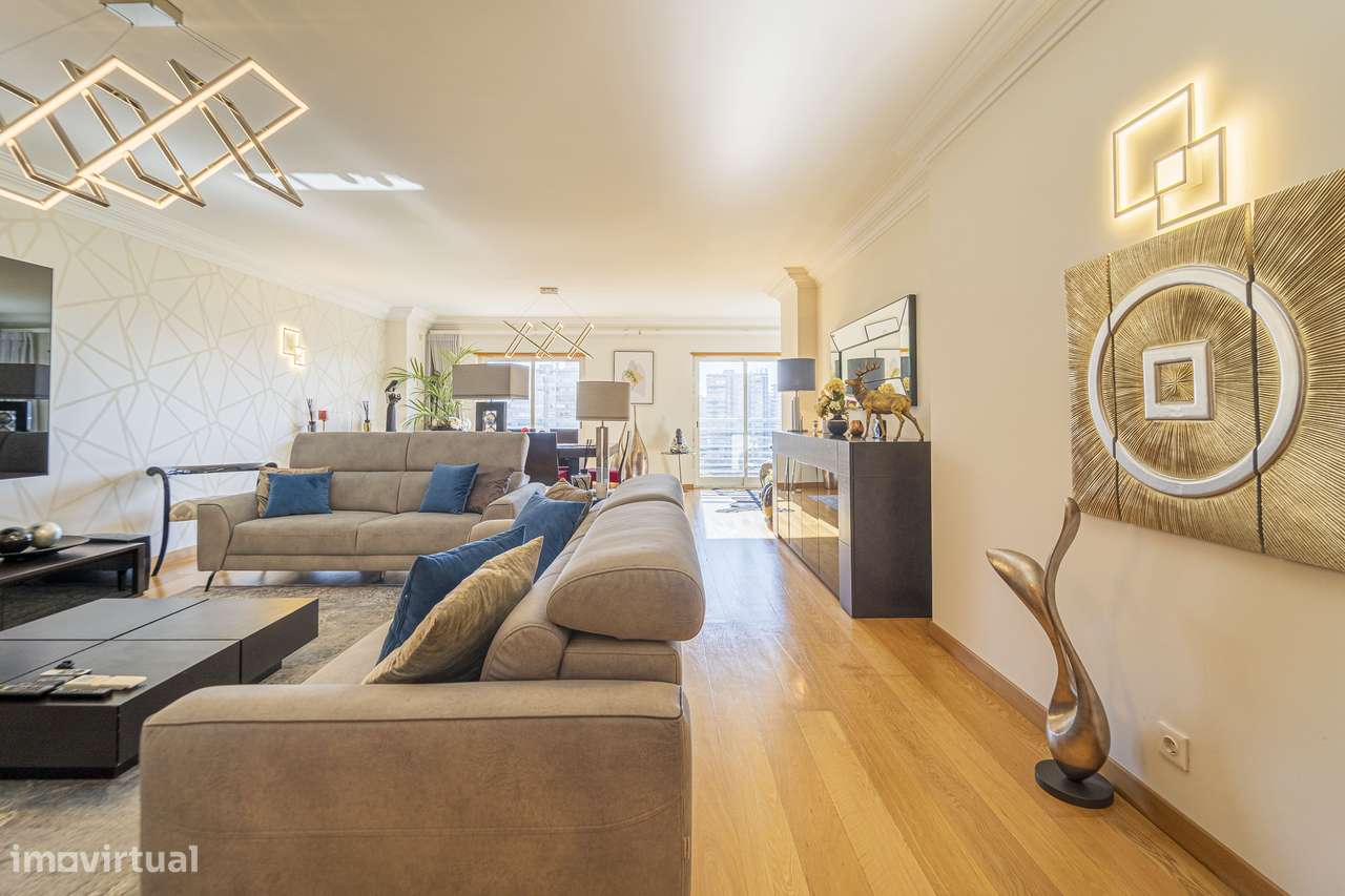 Apartamento T4 com Vista Rio no Alto do Restelo, Belém – 262 m²-14