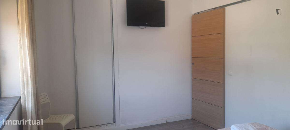 Apartamento com 2 quartos - localizado em Portimao - Grande imagem: 5/10