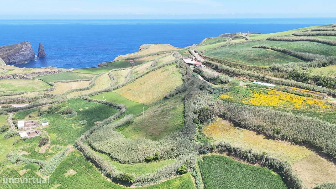 Terreno rustico na Ribeirinha, Ribeira Grande-3