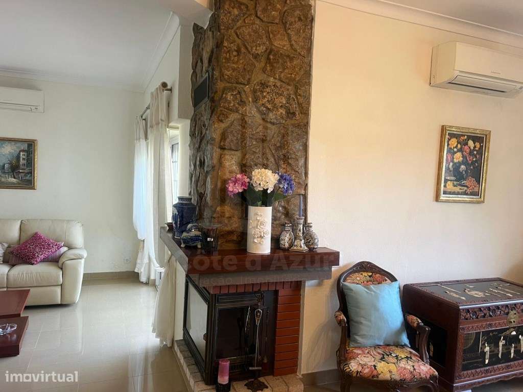 Moradia com 7 Assoalhadas , garagem e com terreno de 1.000 m2 zona ...-27