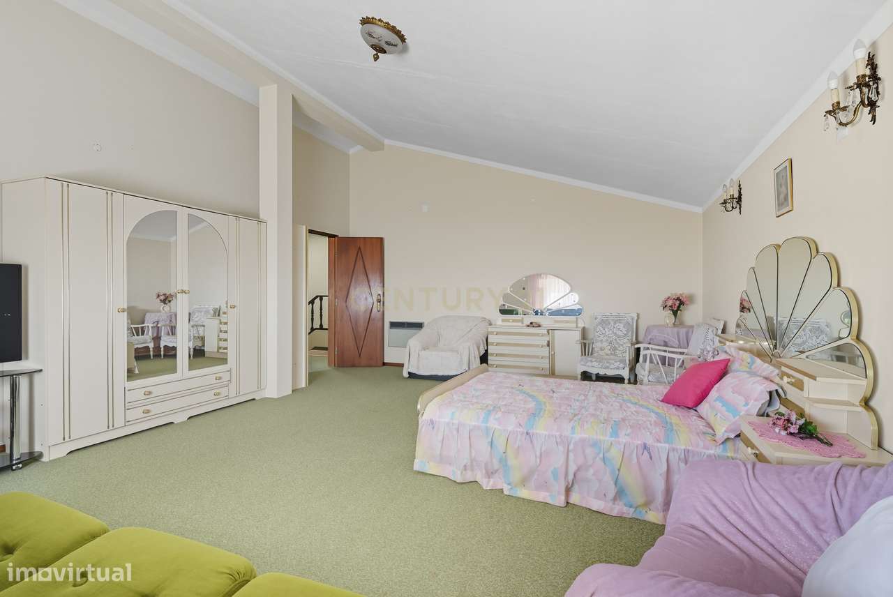 Moradia T8 com potencial para investimento em Ribamar - Lourinhã - Grande imagem: 5/54