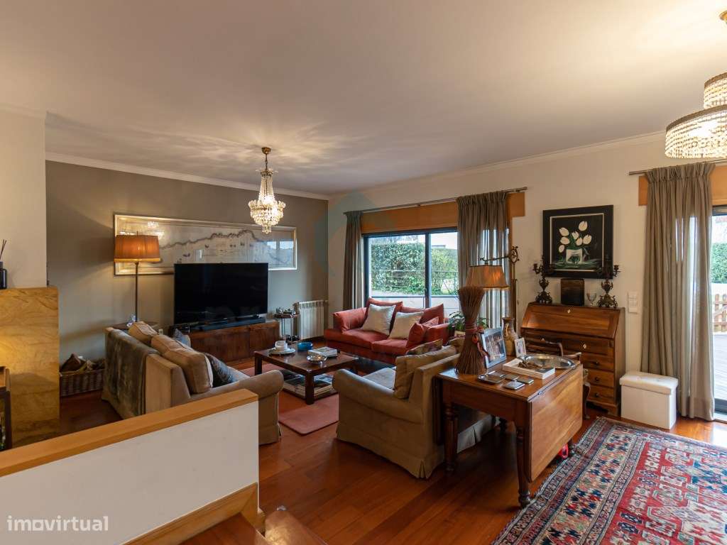 Moradia T5 em Vilarinha-15