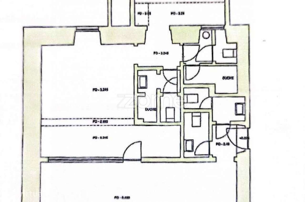 Loja perto da praia da Nazaré-44