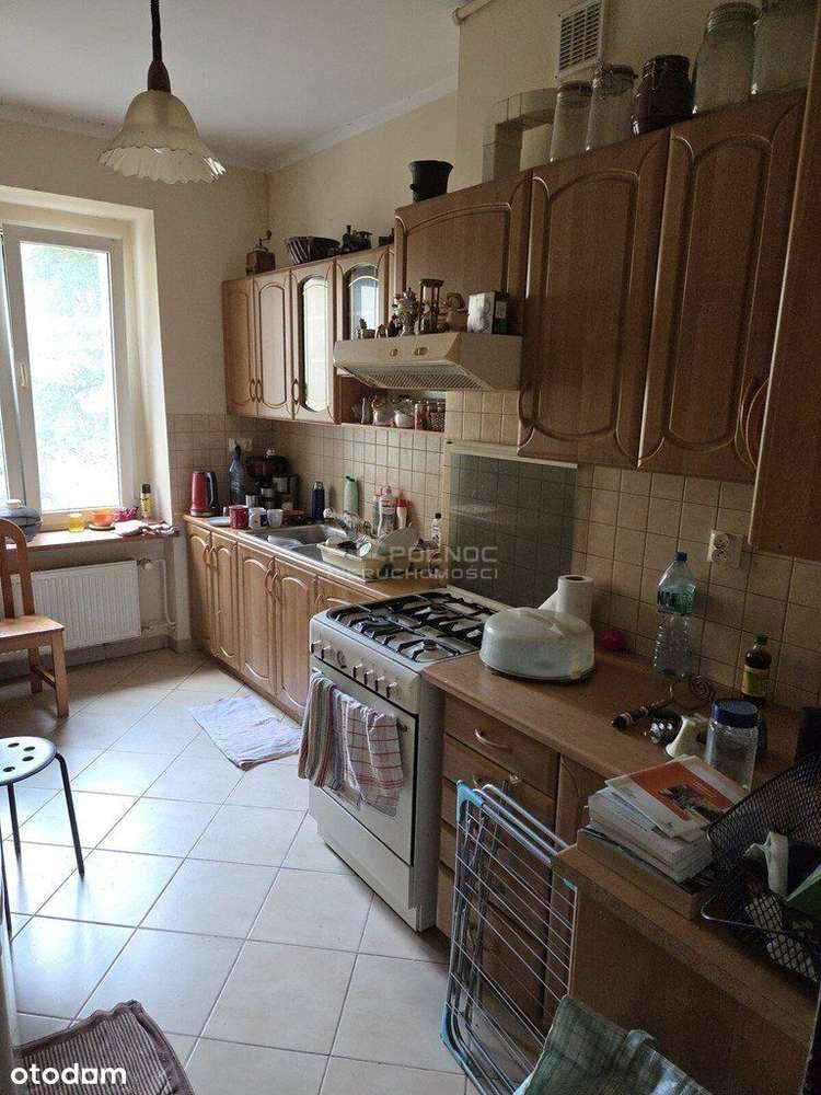 Duże Mieszkanie, 3 pokoje, w centrum - Pełny obrazek: 3/8