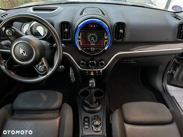 MINI Countryman Cooper SE ALL4 - 16